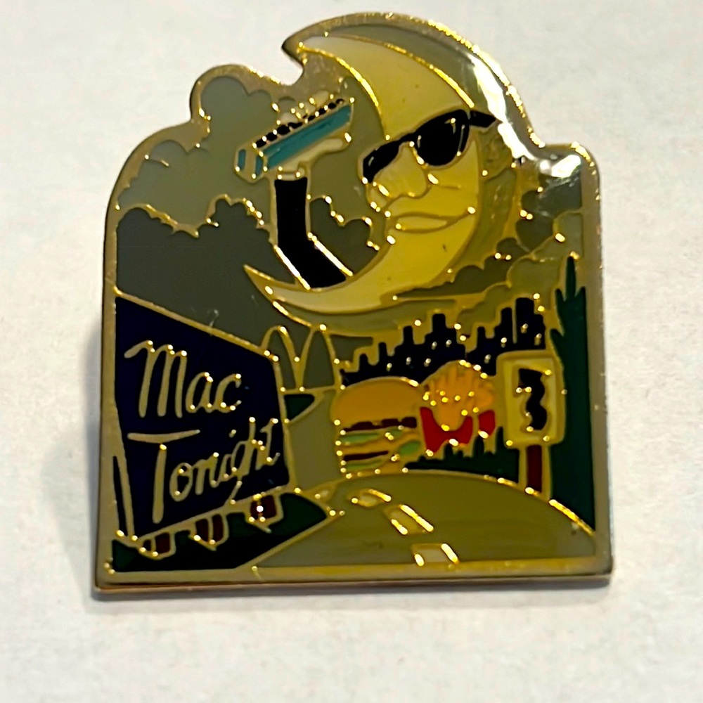McDonald’s Crew Lapel Pin